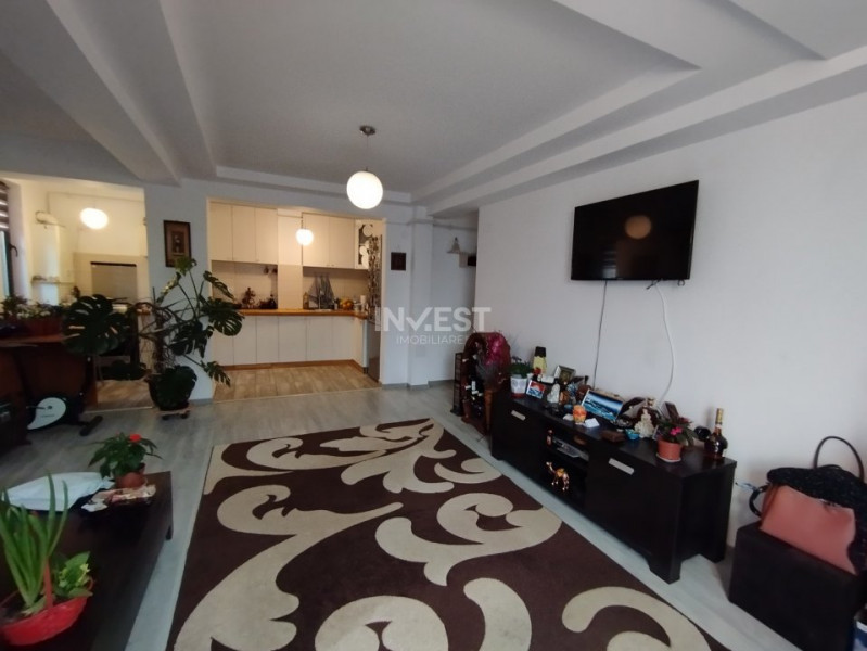 2 CAMERE  MOBILAT ROND PACURARI