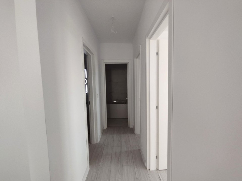 Apartament Nou, 3 Camere + Terasa 20 mp