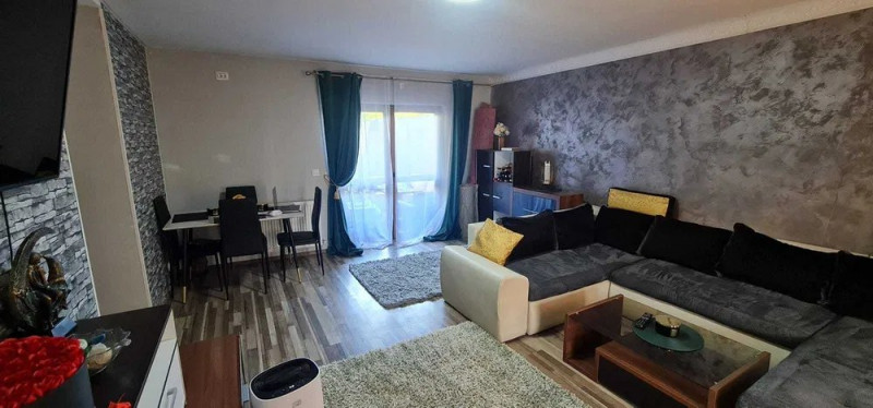 Apartament 3 camere, Curte, Parcare, CUG