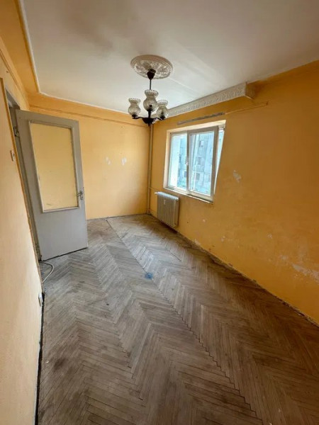 Alexandru cel Bun- apartament 2 camere nedecomandat