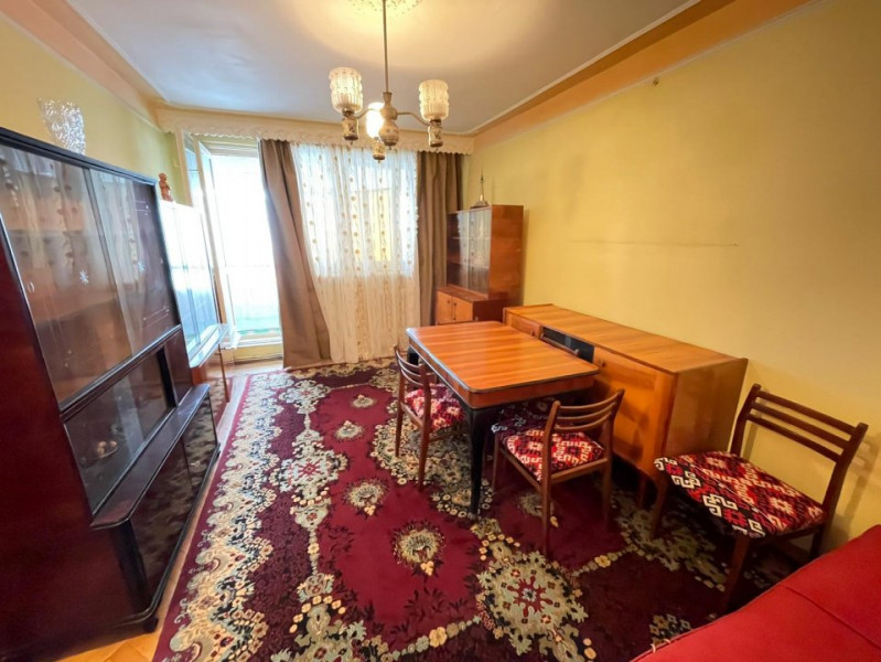 Apartament 3 camere decomandat-Tatarasi-Piata Chirila