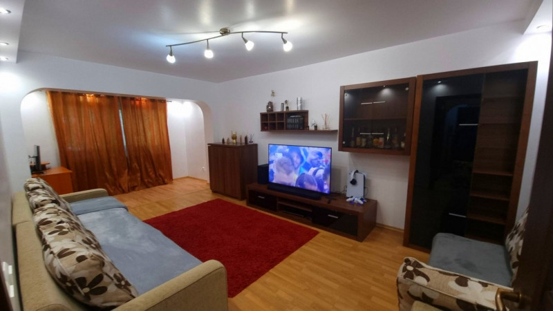 Apartament 3 camere decomandat-Metalurgie-Iulius Mall