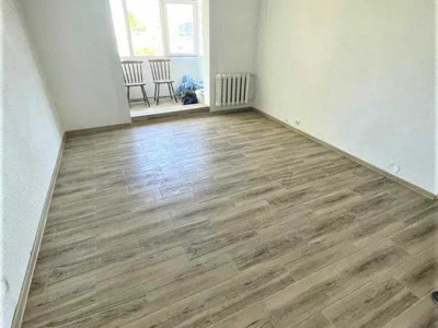 Dacia- apartament 3 camere decomandat renovat