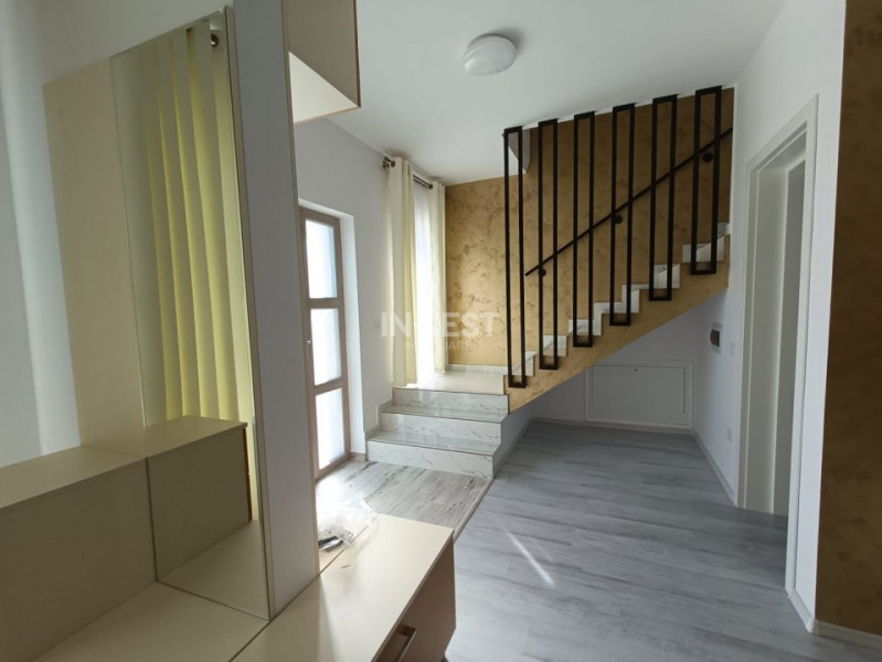 Casă de închiriat, 4 camere într-un complex. Popas Păcurari, IASI