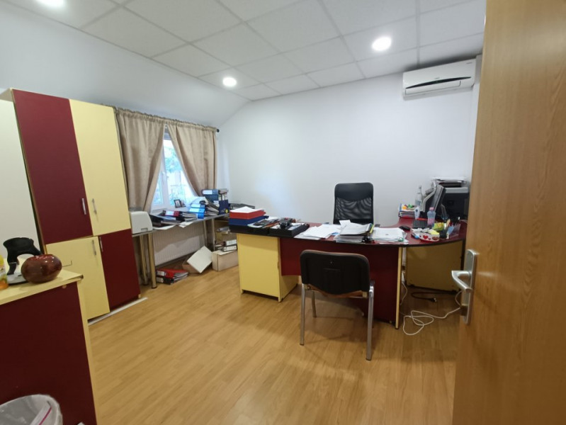 Spatiu birou 123mp, 6 incapari zona Garii - Elytis