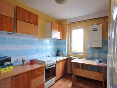 Apartament 2 camere - Podul Ros - Liceul D. Cantemir 