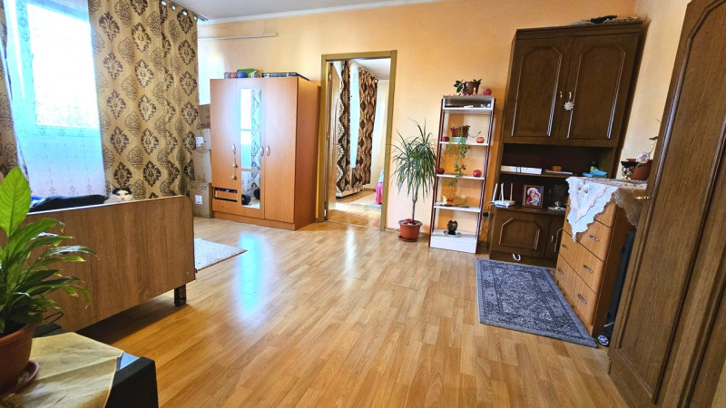Podul Ros - Palas - Apartament 2 camere - 54.000 euro