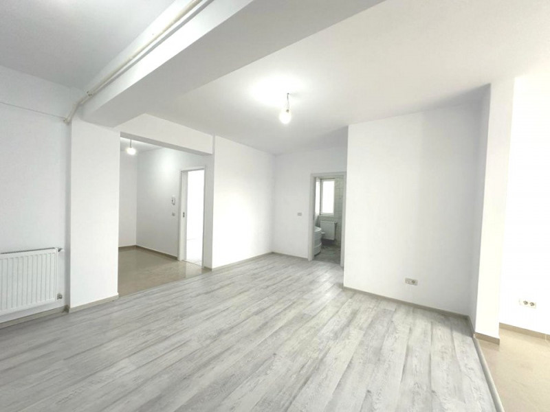 Apartament Finalizat de 3 Camere în Bloc Nou