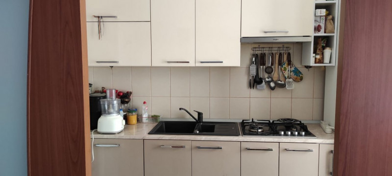 Apartament cu 3 camere, Et 1 + loc de parcare zona Canta, IASI