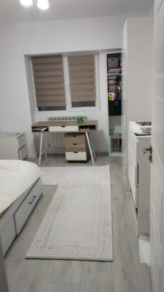 Apartament 4 camere mobilat și utilat, zona Pacurari Iași