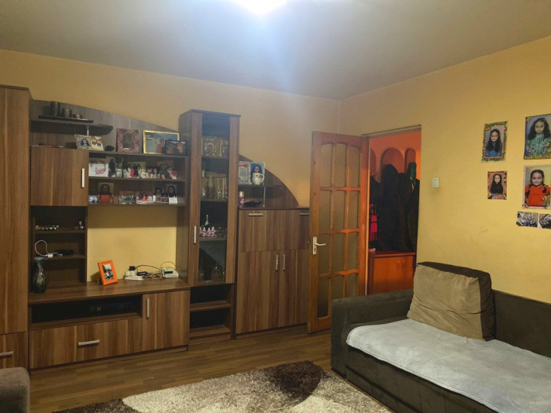 Apartament 3 camere - parter - Baza 3 - Iași