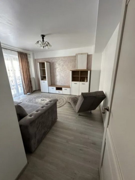 Apartament de 3 Camere, Mobilat și cu Loc de Parcare în Popas Pacurari