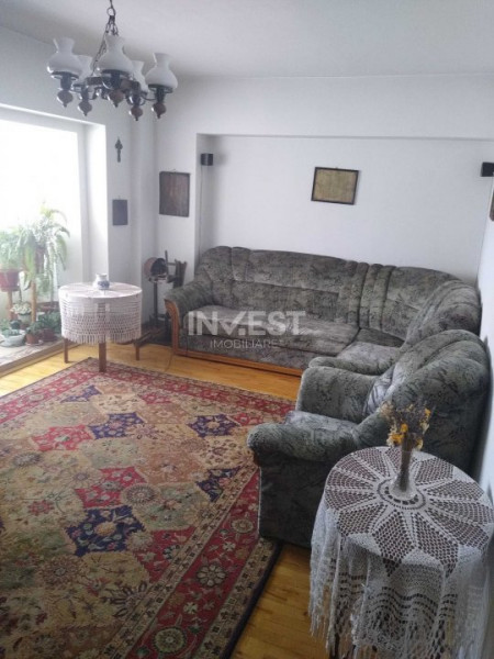 Apartament 4 camere decomandat, etaj intermediar,  Selgros
