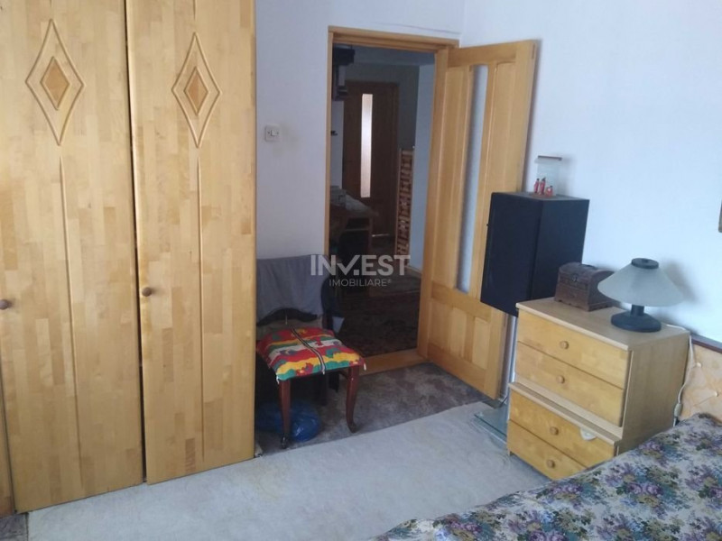 Apartament 4 camere decomandat, etaj intermediar,  Selgros