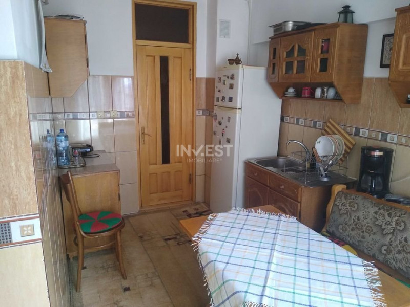 Apartament 4 camere decomandat, etaj intermediar,  Selgros
