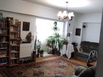 Apartament 4 camere decomandat, etaj intermediar,  Selgros
