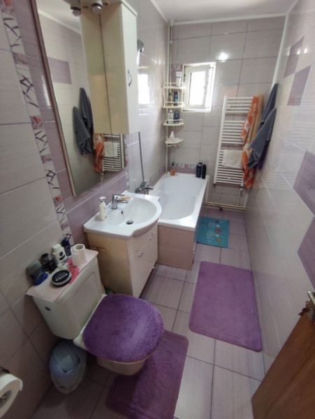 Selgros - Apartament 2 camere, decomandat