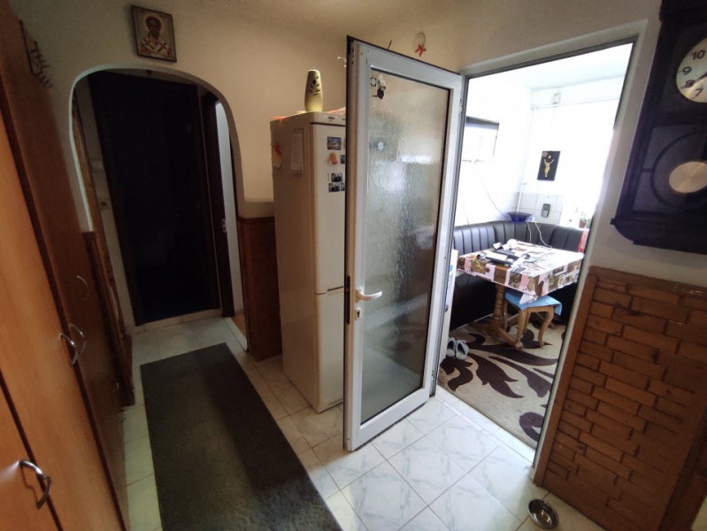  Apartament 2 Camere 54 mp, Boxa, parcare,  zona -Nicolina 