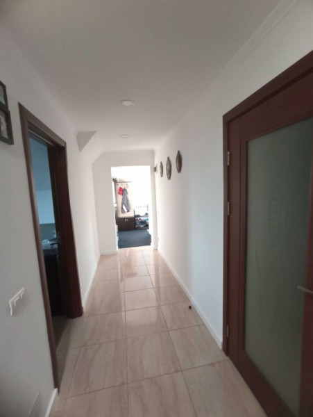 Apartament 3 Camere cu Priveliște Superbă și Curte, sos. Voinești, Iași