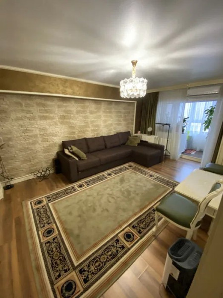 Apartament 3 camere compet renovat Pacurari, Iasi