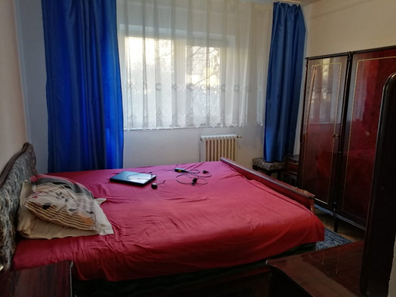 Apartament 3 camere, Palas Mall, etaj 1. Mutare imediata