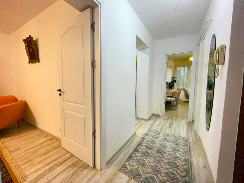Apartament 3 camere decomandat-Tatarasi-Flux-etaj intermediar-2 balcoane