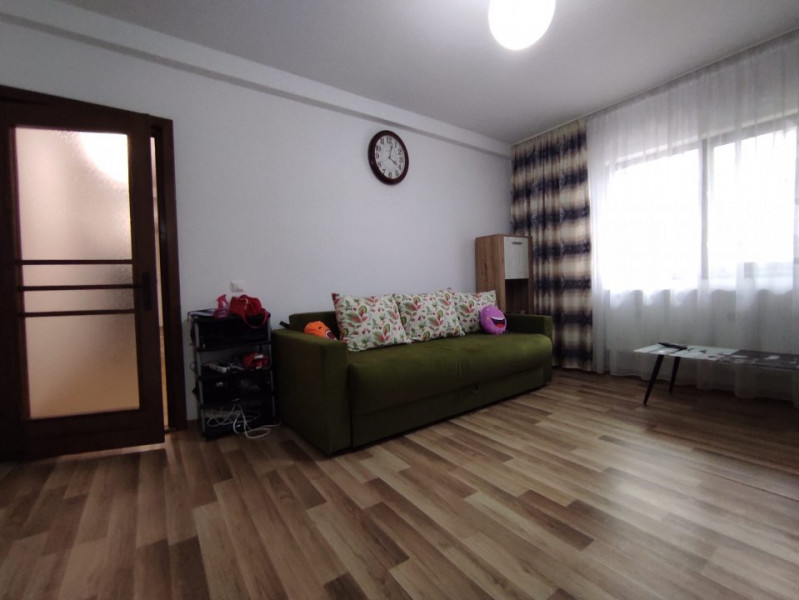 Apartament cu 2 Camere D, Complet Mobilat și Utilat, cu Terasă Închisă- Hlincea