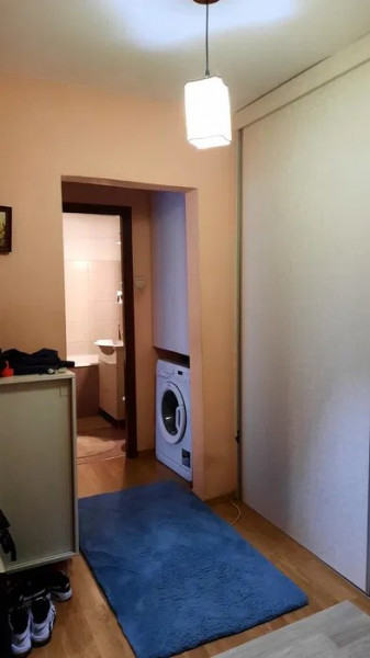Galata - Ap 2 camere decomandat, renovat 