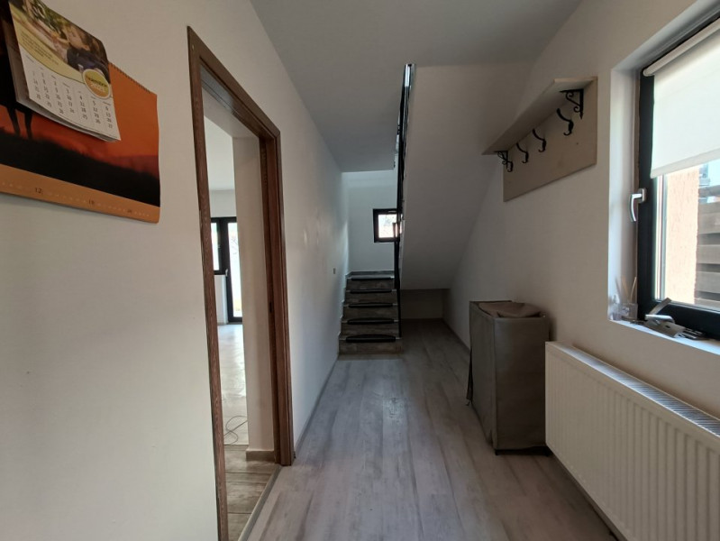 99500E- Casa P+1, 3 camere, 2 bai- Valea Adanca, Miroslava