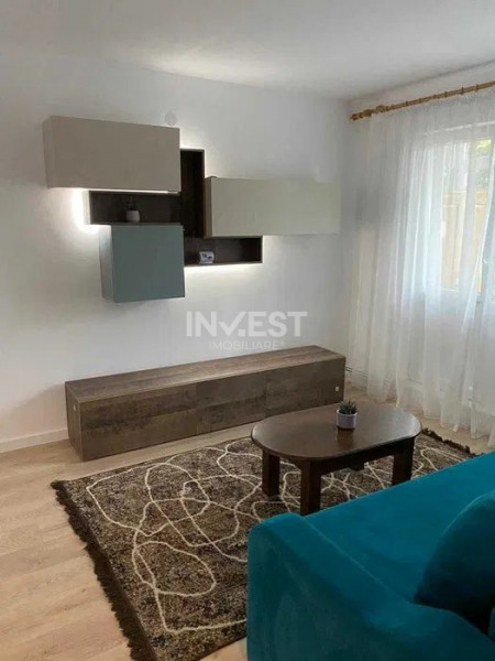Apartament 3 camere, decomandat, renovat, etajul 2, zona Gara, Iasi 