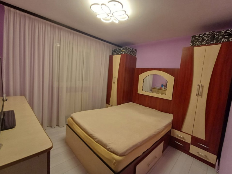Apartament 3 camere - mobilat și utilat complet - Baza 3, Silk