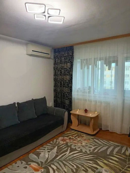 Apartament 2 camere, etaj 3 - Podu Roș - bloc fără risc 