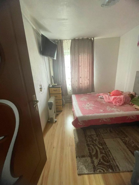 Apartament 2 camere - Podu Roș - 52.000 euro