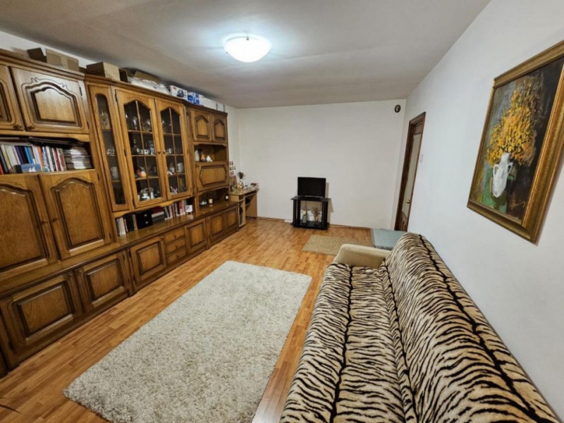 Apartament 3 camere spatios cu terasa zona Moara de foc, Iasi 