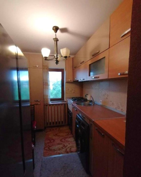 Apartament 2 camere - Podu Roș - bloc fără risc 