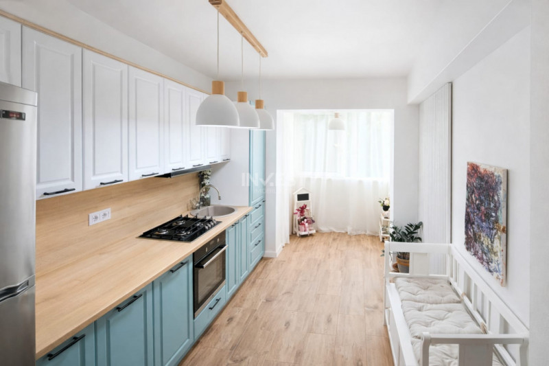 Apartament 2 camere, etaj 2, parcare, Mobilat- utilat,  Nicolina