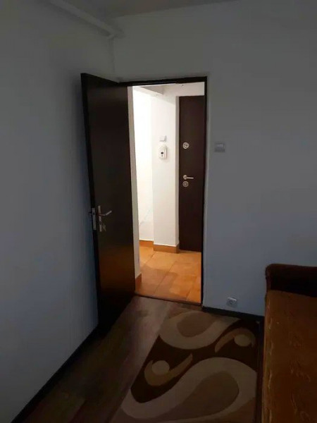Apartament 3 camere-Tatarasi-Piata Chirila-Bloc fara risc