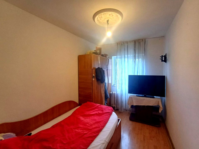 Apartament 3 Camere, intermediar, zona Nicolina 1( Lidl)