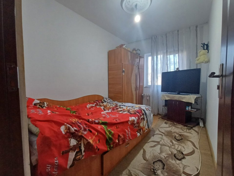 Apartament 3 Camere, etaj 2, zona Nicolina 1 (Lidl)