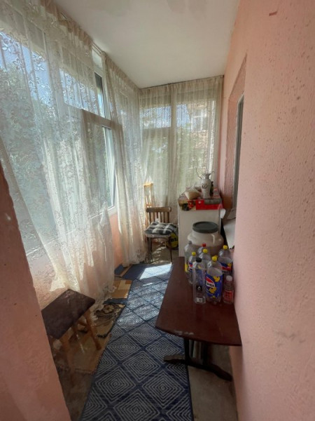 Apartament 3 camere, decomandat, zona Canta, Iasi