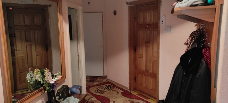 Apartament 4 camere decomandate Pacurari - Petru Poni