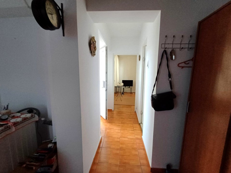 Apartament 2 camere, decomandat, mobilat-utilat Nicolina