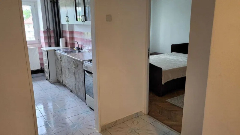 Apartament 2 camere, decomandat, zona Pacurari, Iasi