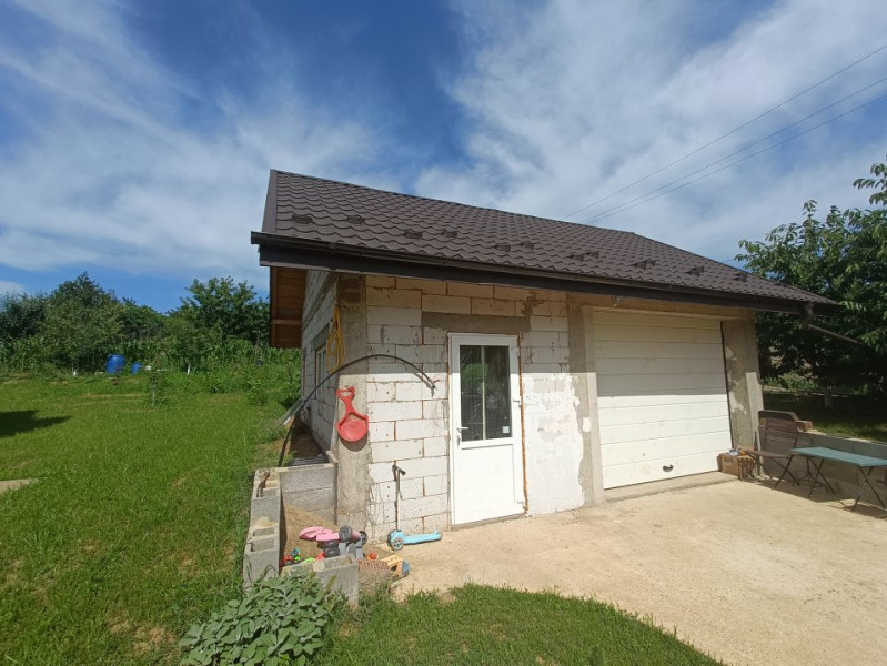 Casa 4 camere, garaj, 1424mp teren Visani- Bucium, IASI