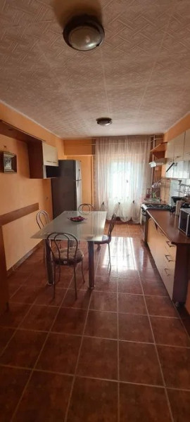 Apartament 2 camere, decomandat, zona Kaufland- Pacurari, Iasi