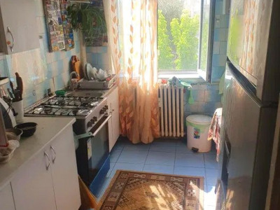 APARTAMENT 2 CAMERE - PODU ROȘ - 55.000 EURO