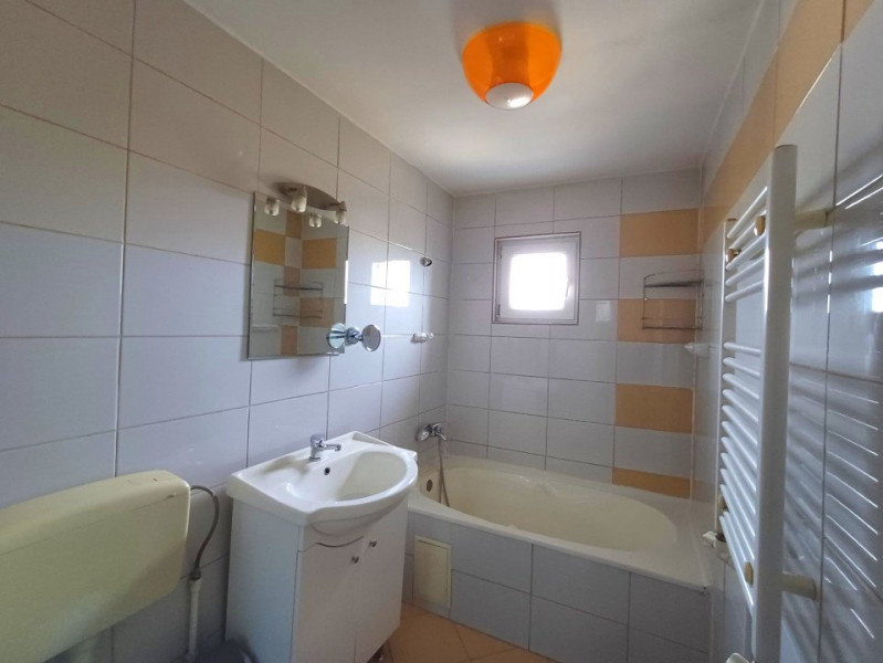 Apartament 1 cameră - Bulevardul Țuțora, Podu Roș - 42.700 euro