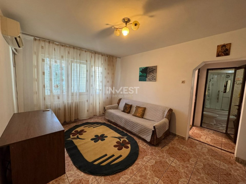 Apartament 2 camere - Podu Roș - de închiriat 