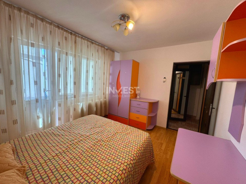 Apartament 2 camere - Podu Roș - de închiriat 