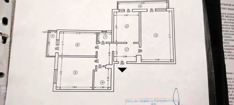 Apartament 3 camere, decomandat,  etaj intermediar, Frumoasa, Iași